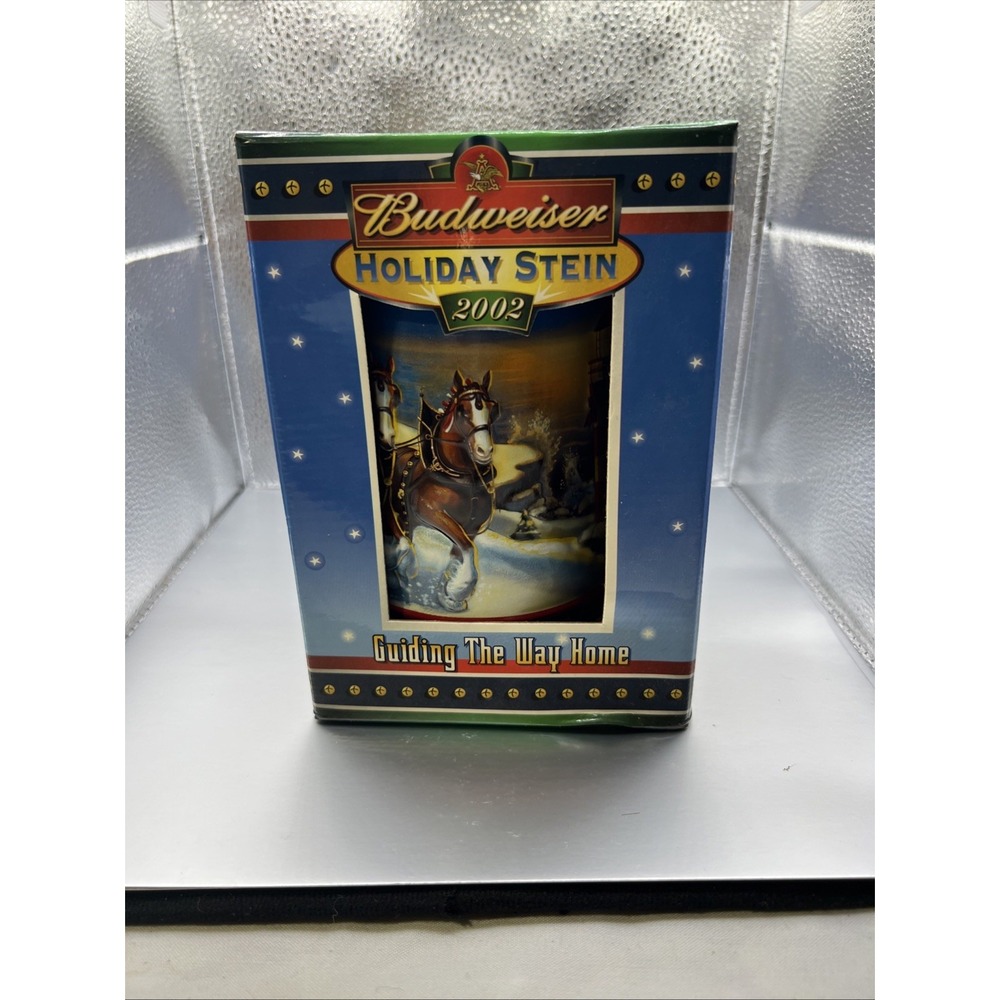 2002 Anheuser Busch Budweiser Holiday Christmas Beer Stein Clydesdales. (a)